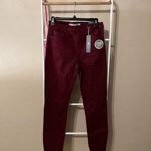 Tractr Red High Rise Cropped Denim Women’s 6/28
